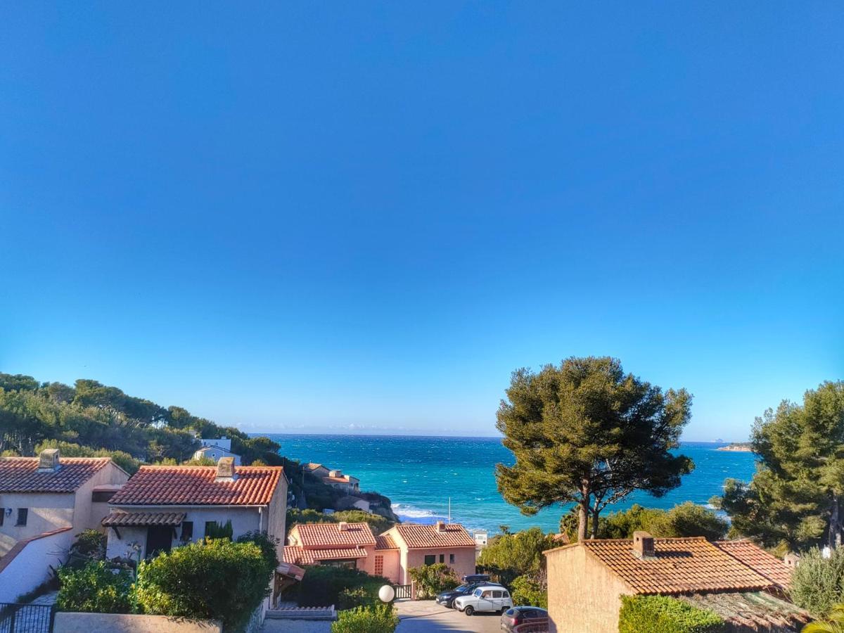 Appartement Avec Terrasse Vue Mer, Proximite Plage, Place Parking Sanary-sur-Mer Luaran gambar